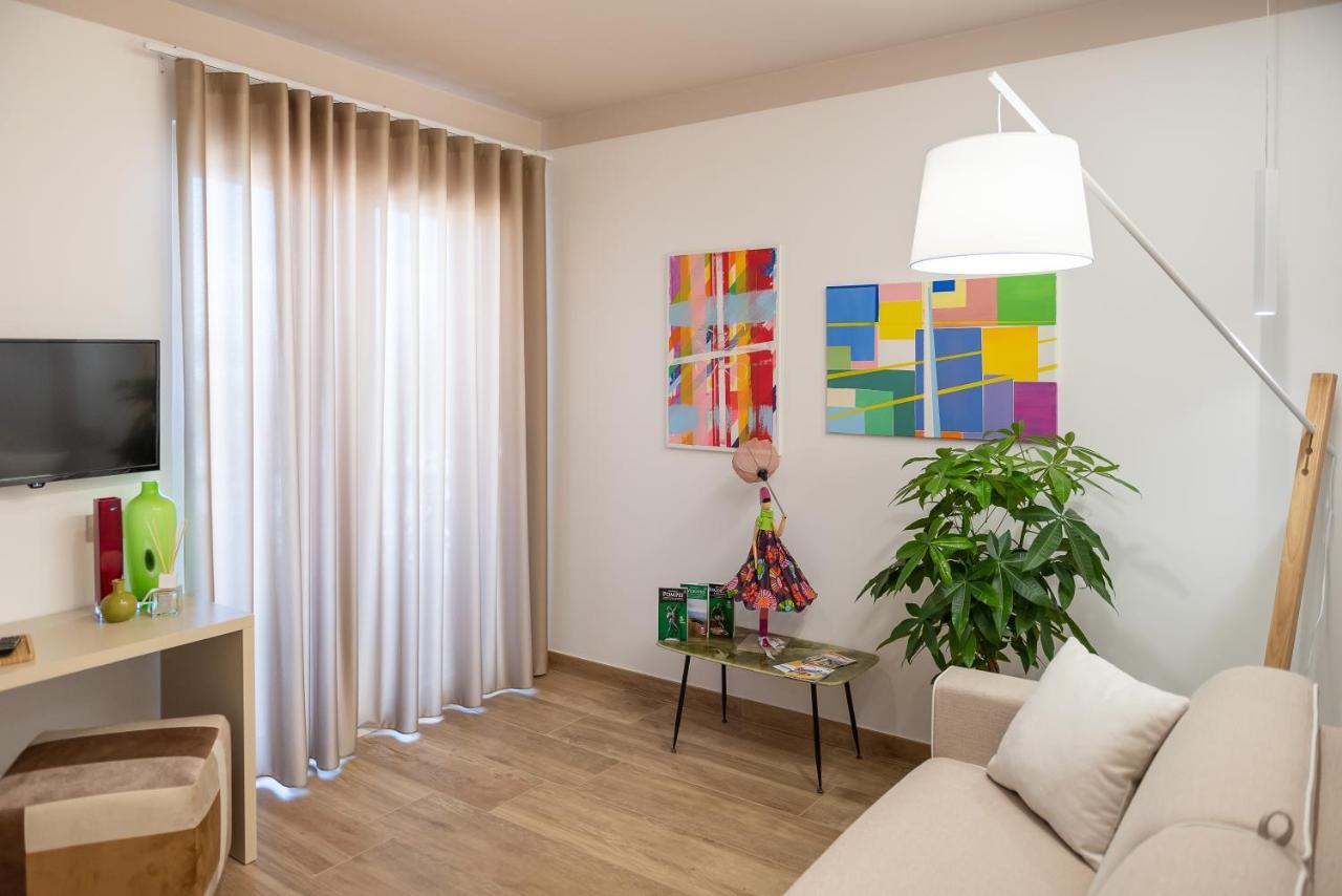 Vemaga Luxury Stay - Pompei City Center Bagian luar foto